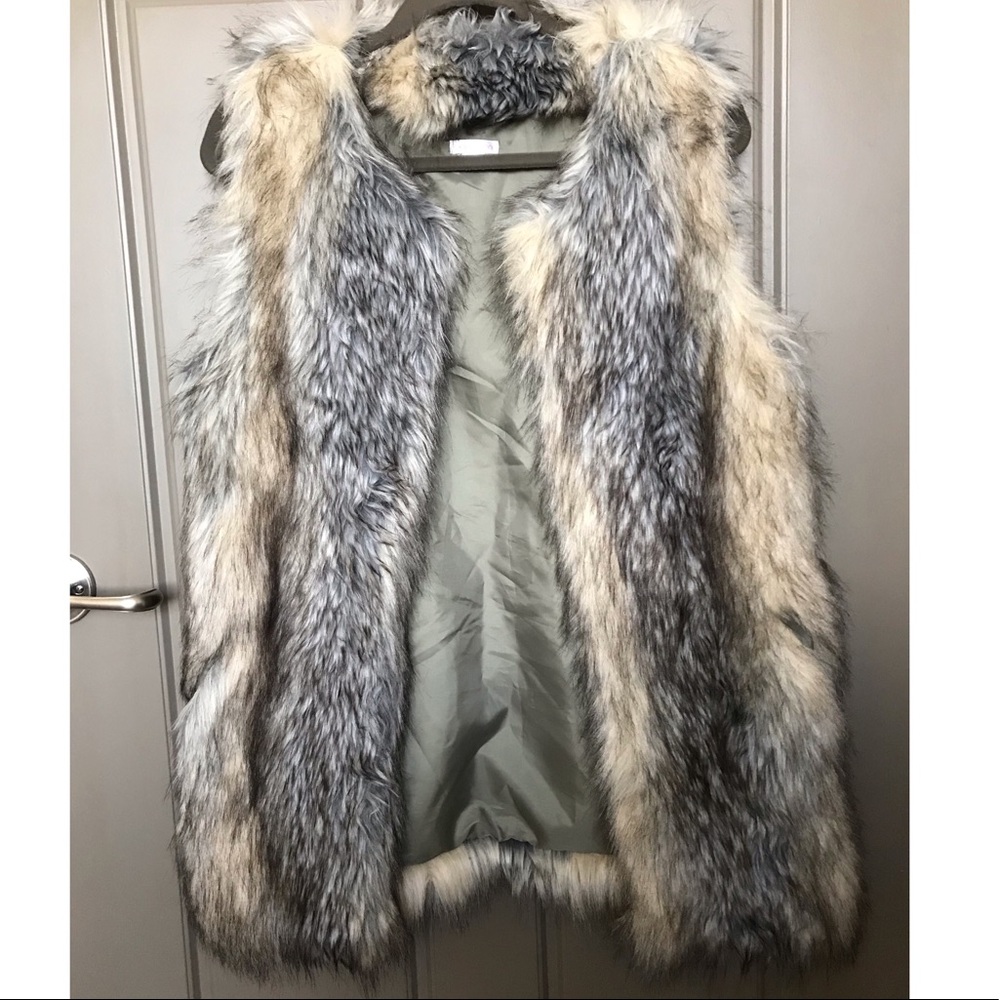 Faux fur vest